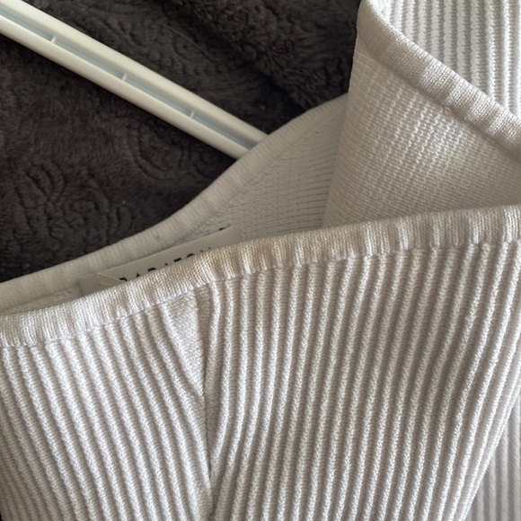 Aritzia Top - Picture 4 of 4